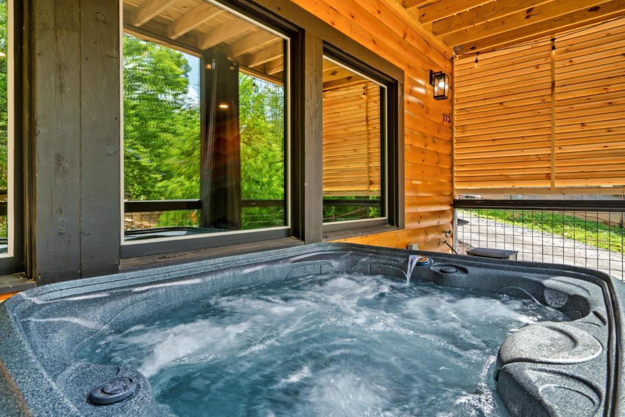 Whispering Pines Villa Sevierville Eksteriør bilde